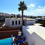 Casa Kerrie, Private And Communal Pools, Sunny Terrace, Air Conditioning Playa Blanca (Lanzarote)