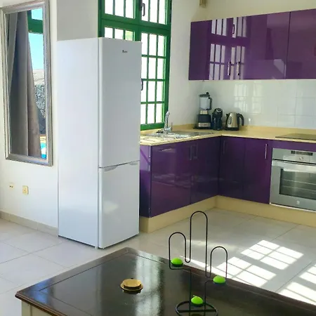 Ferienhaus Casa Kerrie, Private And Communal Pools, Sunny Terrace, Air Conditioning